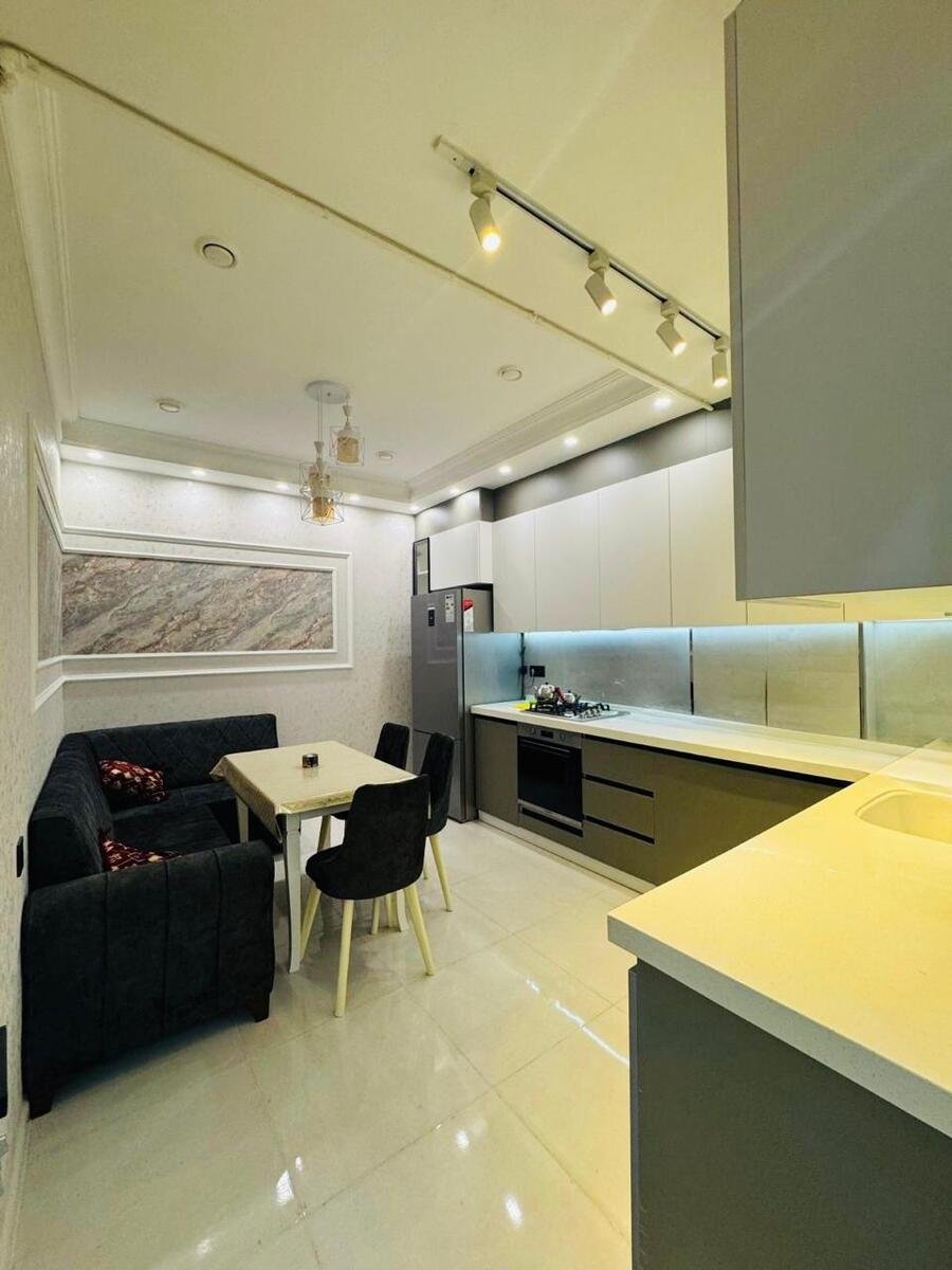 Satılır 3 otaqlı yeni tikili, 97 m², Xətai m.-9
