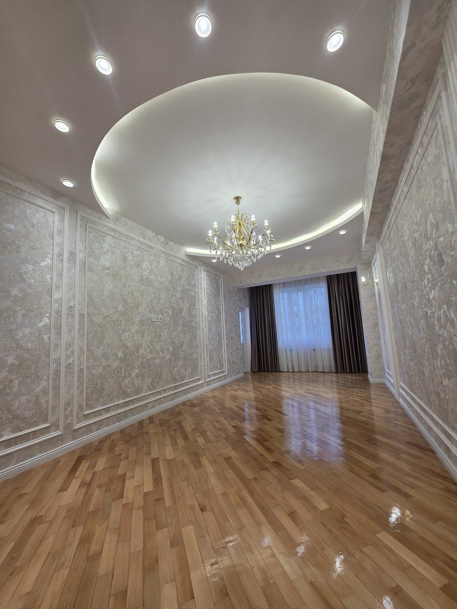 Satılır 3 otaqlı yeni tikili, 153 m², 20 Yanvar m.-8