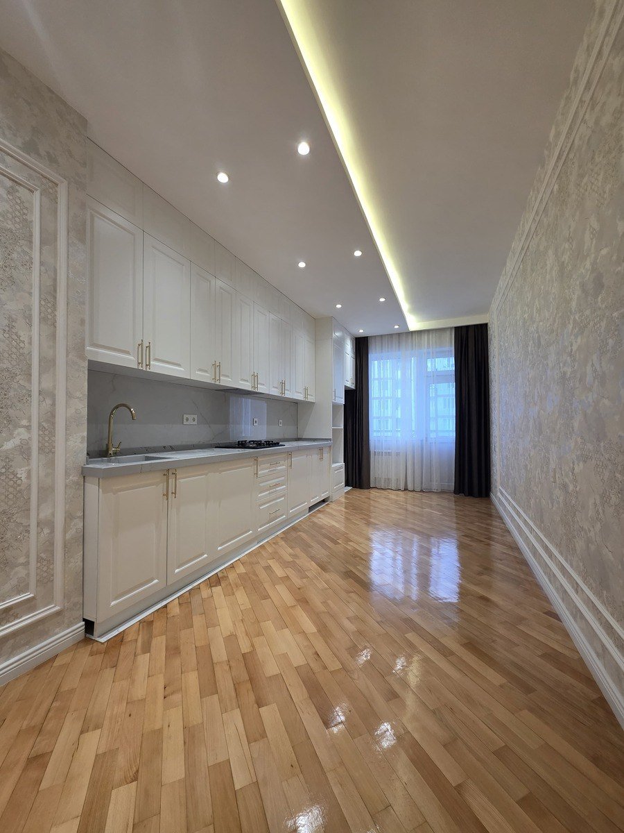 Satılır 3 otaqlı yeni tikili, 153 m², 20 Yanvar m.-10