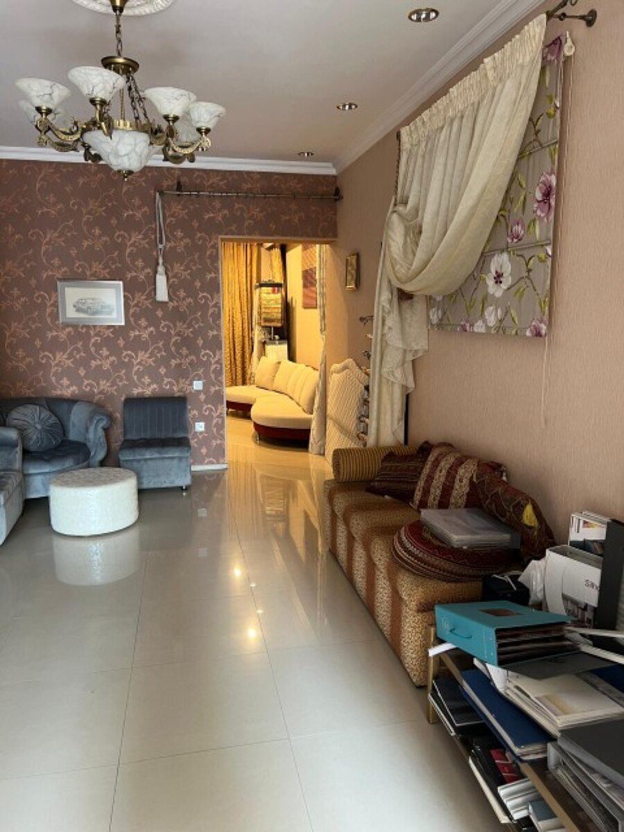 70 m<sup>2</sup> obyekt satılır, 28 May m.-2