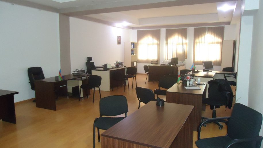 90 m<sup>2</sup> ofis icarəyə verilir, Xətai m.-5