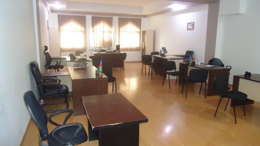 90 m<sup>2</sup> ofis icarəyə verilir, Xətai m.-9