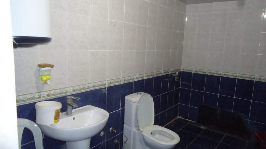 90 m<sup>2</sup> ofis icarəyə verilir, Xətai m.-13