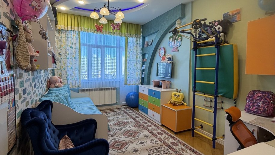 Satılır 4 otaqlı yeni tikili, 175 m², Azadlıq Prospekti m.-18