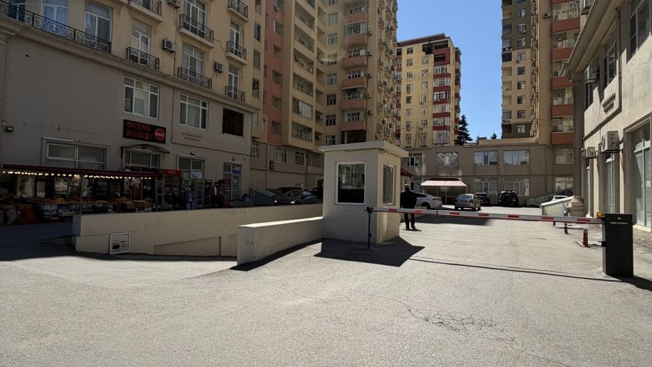 Satılır 4 otaqlı yeni tikili, 175 m², Azadlıq Prospekti m.-25