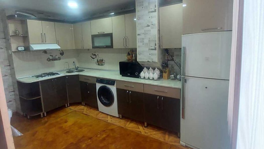 Satılır 4 otaqlı köhnə tikili, 110 m², Həzi Aslanov m.-9