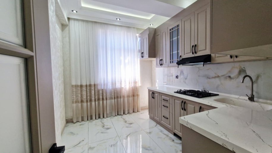Satılır 3 otaqlı yeni tikili, 92 m², Qara Qarayev m.-9