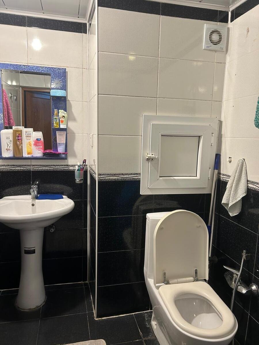 Satılır 2 otaqlı köhnə tikili, 65 m², Nəsimi m.-18