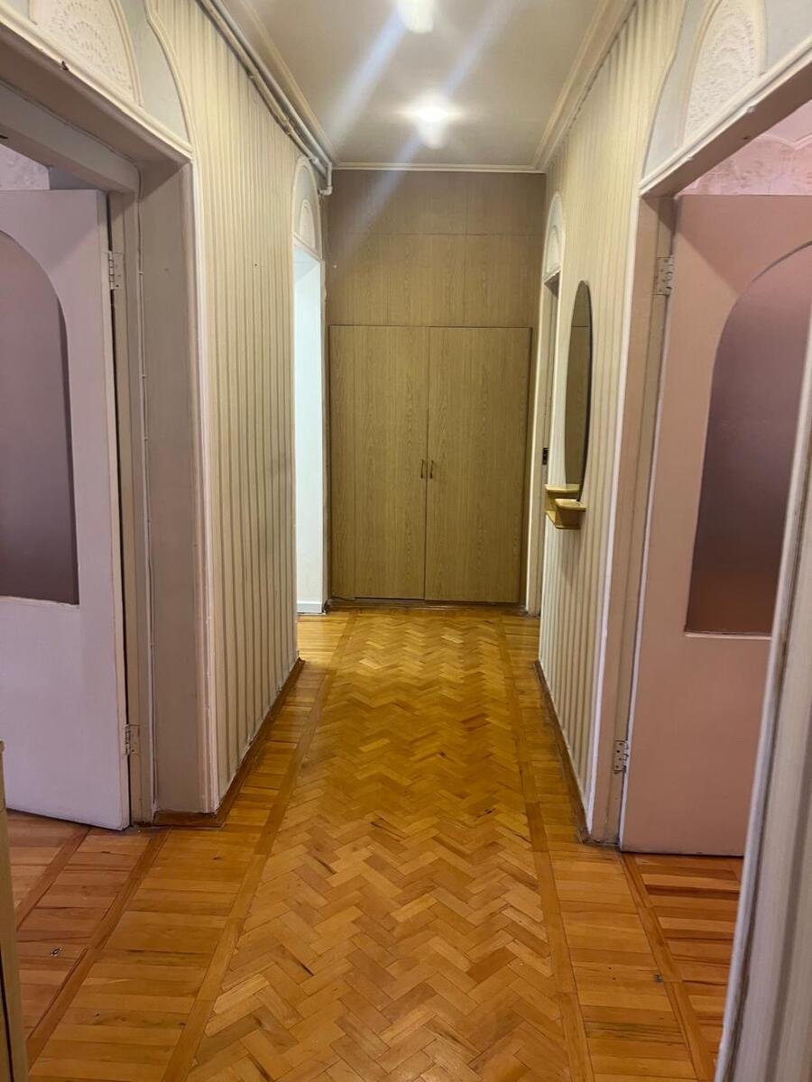 Kirayə verilir 3 otaqlı köhnə tikili, 85 m², Xalqlar dostluğu m.-2