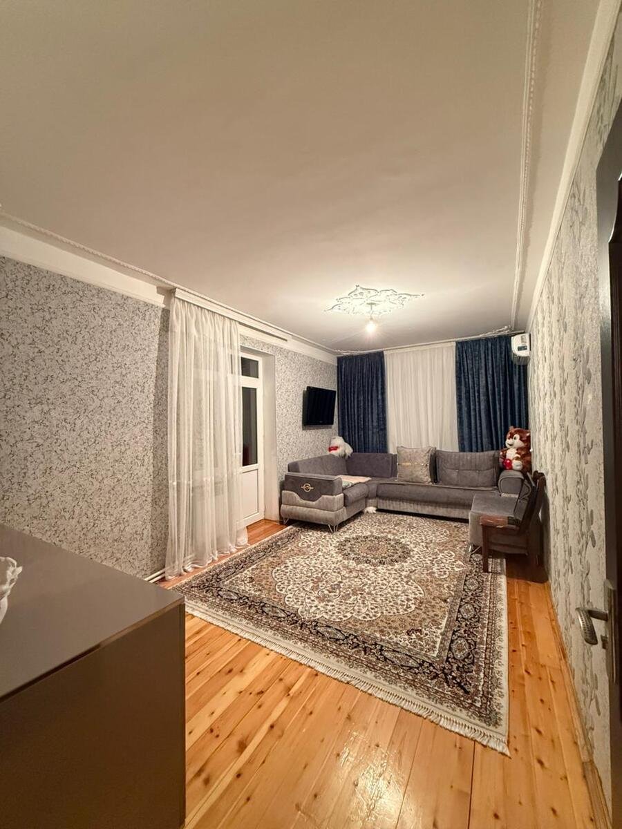 Satılır 2 otaqlı köhnə tikili, 65 m², Əhmədli m.-2