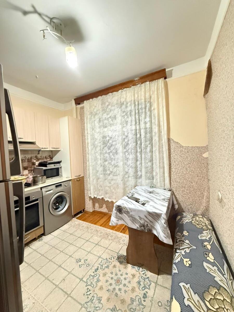 Satılır 2 otaqlı köhnə tikili, 65 m², Əhmədli m.-6