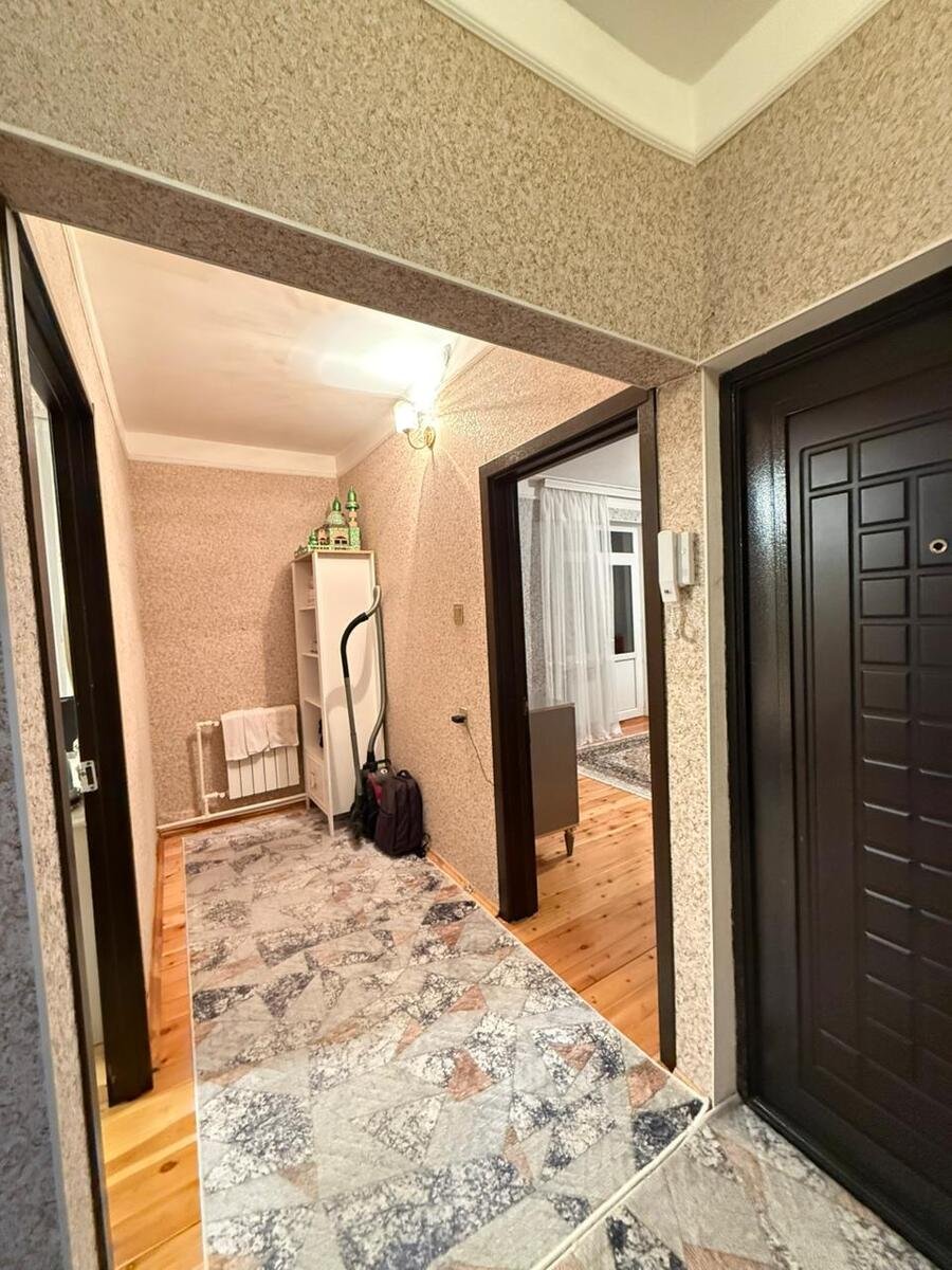 Satılır 2 otaqlı köhnə tikili, 65 m², Əhmədli m.-9