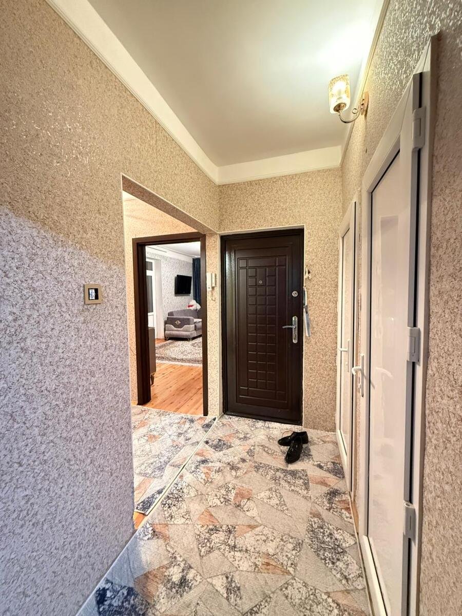 Satılır 2 otaqlı köhnə tikili, 65 m², Əhmədli m.-11