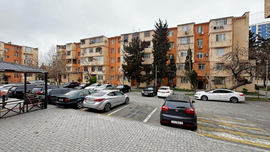 Satılır 2 otaqlı köhnə tikili, 45 m², Qara Qarayev m.-1