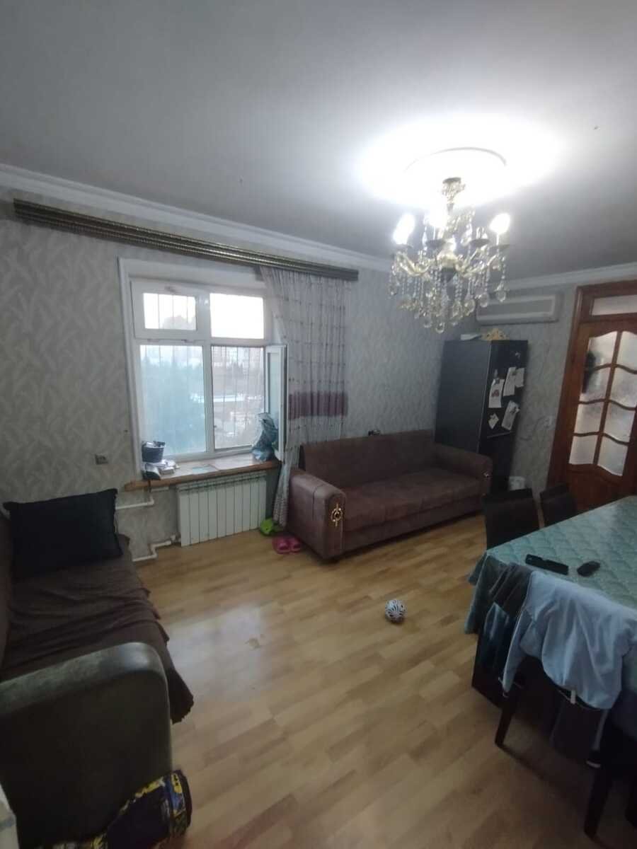 Satılır 2 otaqlı köhnə tikili, 45 m², Qara Qarayev m.-6