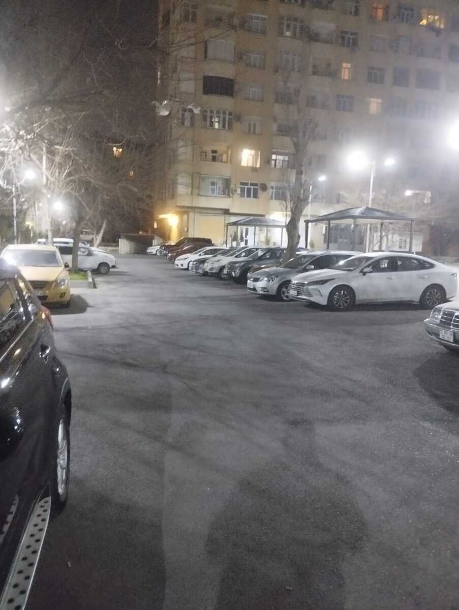 Satılır 2 otaqlı köhnə tikili, 45 m², Qara Qarayev m.-10