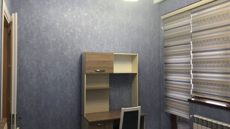 Kirayə verilir 3 otaqlı yeni tikili, 86 m², İnşaatçılar m.-13