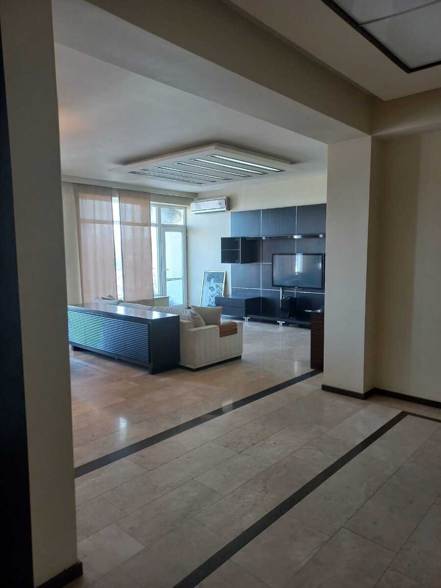 Kirayə verilir 3 otaqlı yeni tikili, 170 m², Nizami m.-3