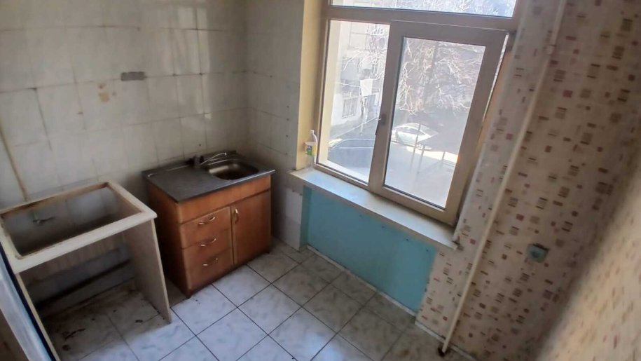 Satılır 3 otaqlı köhnə tikili, 65 m², Neftçilər m.-8