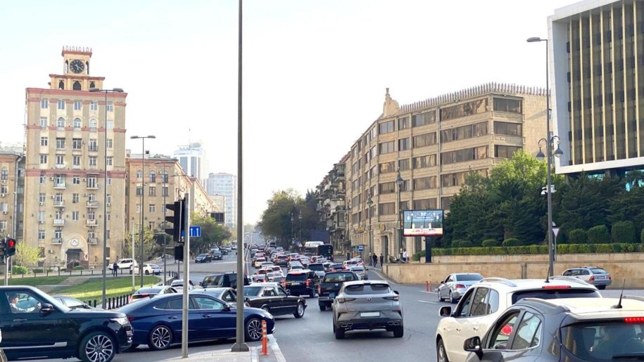 Satılır 3 otaqlı köhnə tikili, 90 m², Nizami m.-1