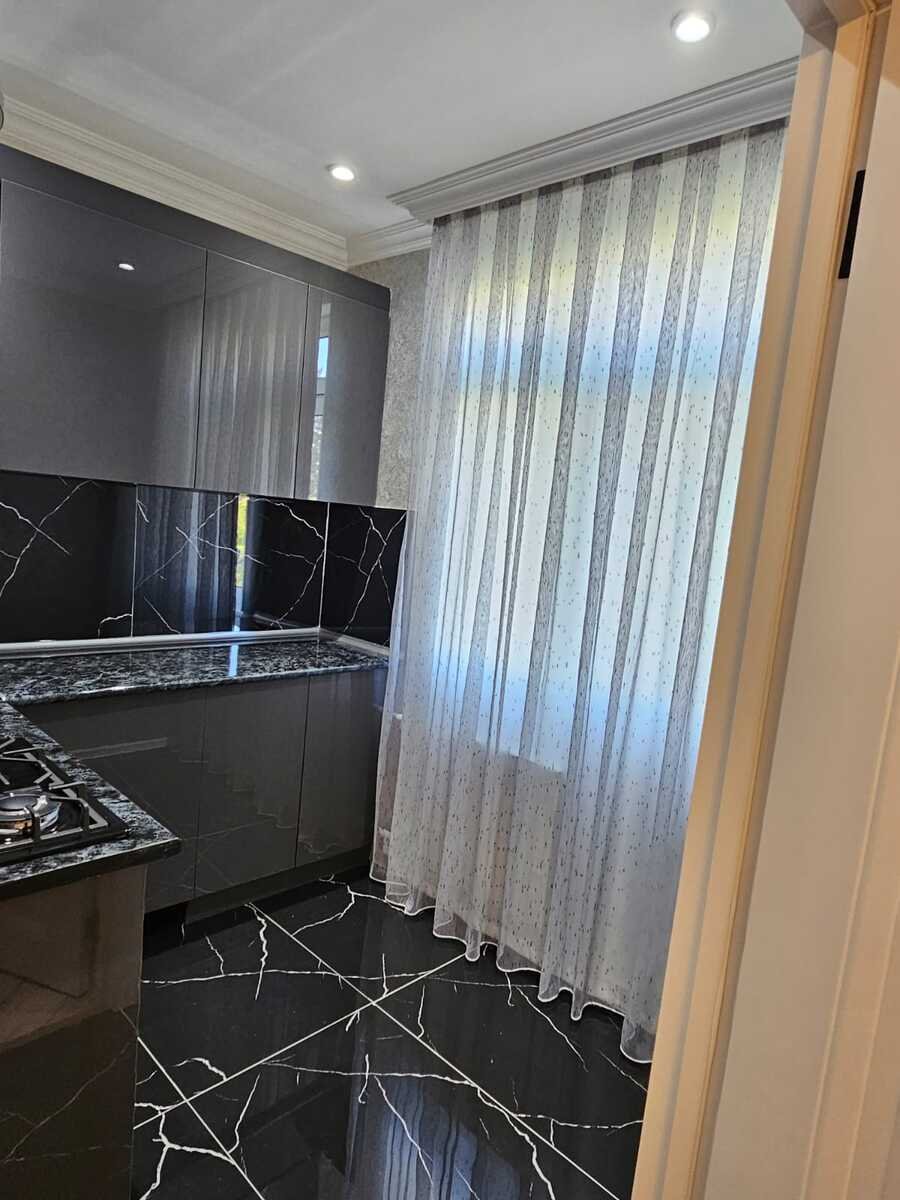 Satılır 2 otaqlı köhnə tikili, 58 m², 8 noyabr-13