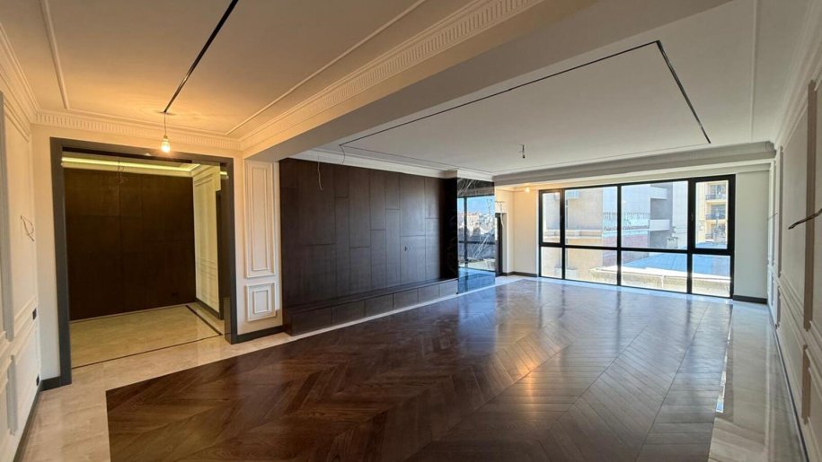Satılır 4 otaqlı yeni tikili, 222 m², İçərişəhər m.-1