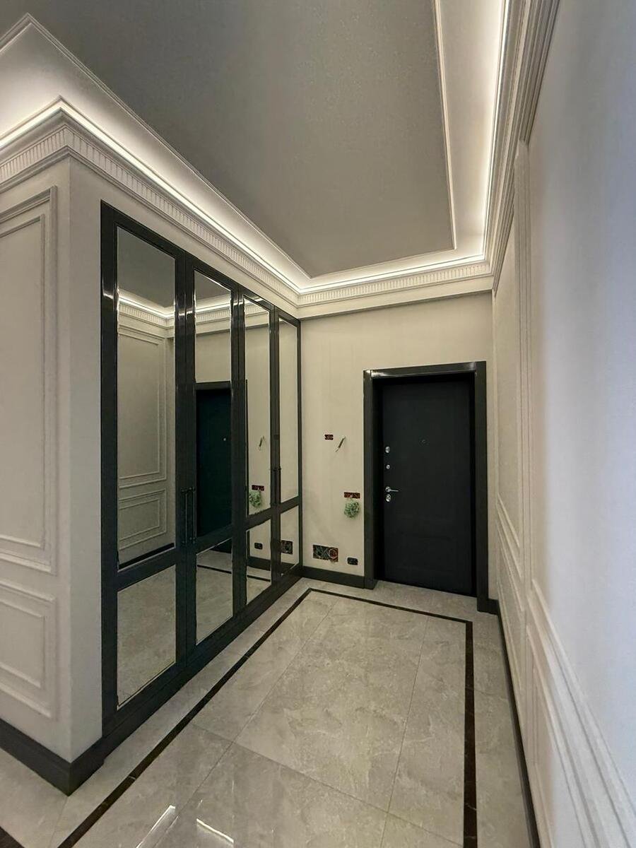 Satılır 4 otaqlı yeni tikili, 222 m², İçərişəhər m.-24