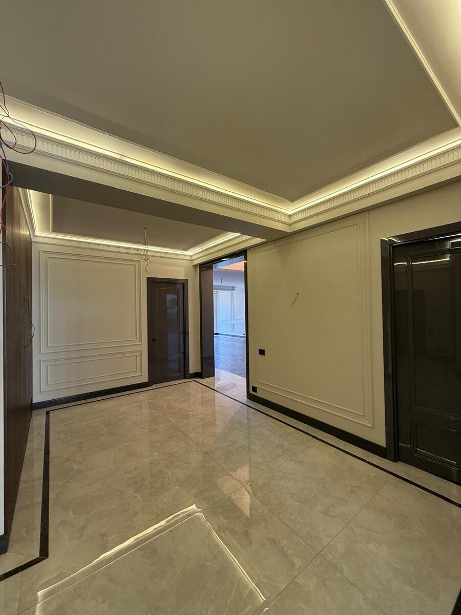 Satılır 4 otaqlı yeni tikili, 222 m², İçərişəhər m.-25