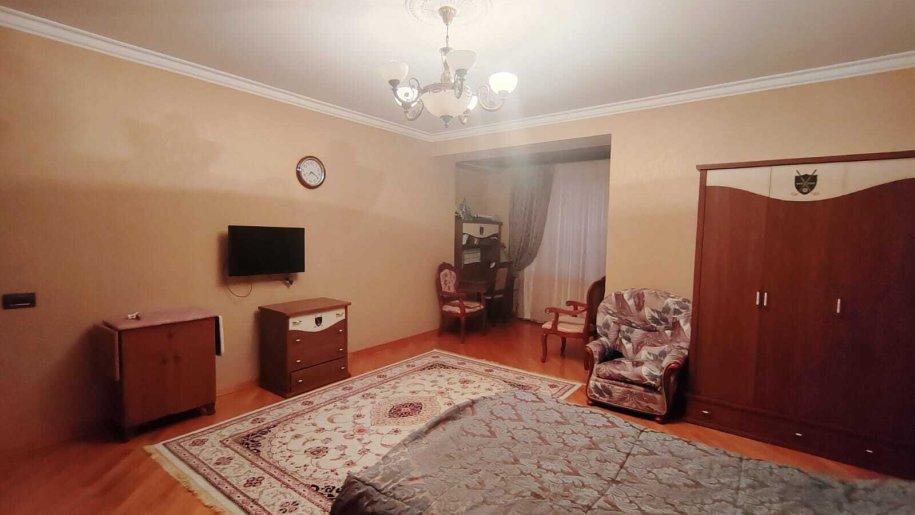 Satılır 4 otaqlı yeni tikili, 240 m², Nizami m.-7