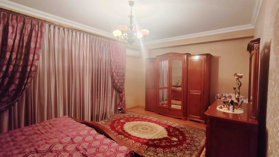 Satılır 4 otaqlı yeni tikili, 240 m², Nizami m.-11