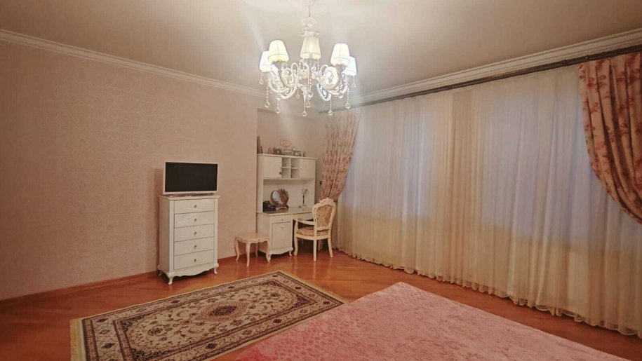 Satılır 4 otaqlı yeni tikili, 240 m², Nizami m.-14