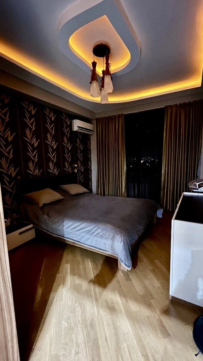 Satılır 3 otaqlı yeni tikili, 110 m², İnşaatçılar m.-6