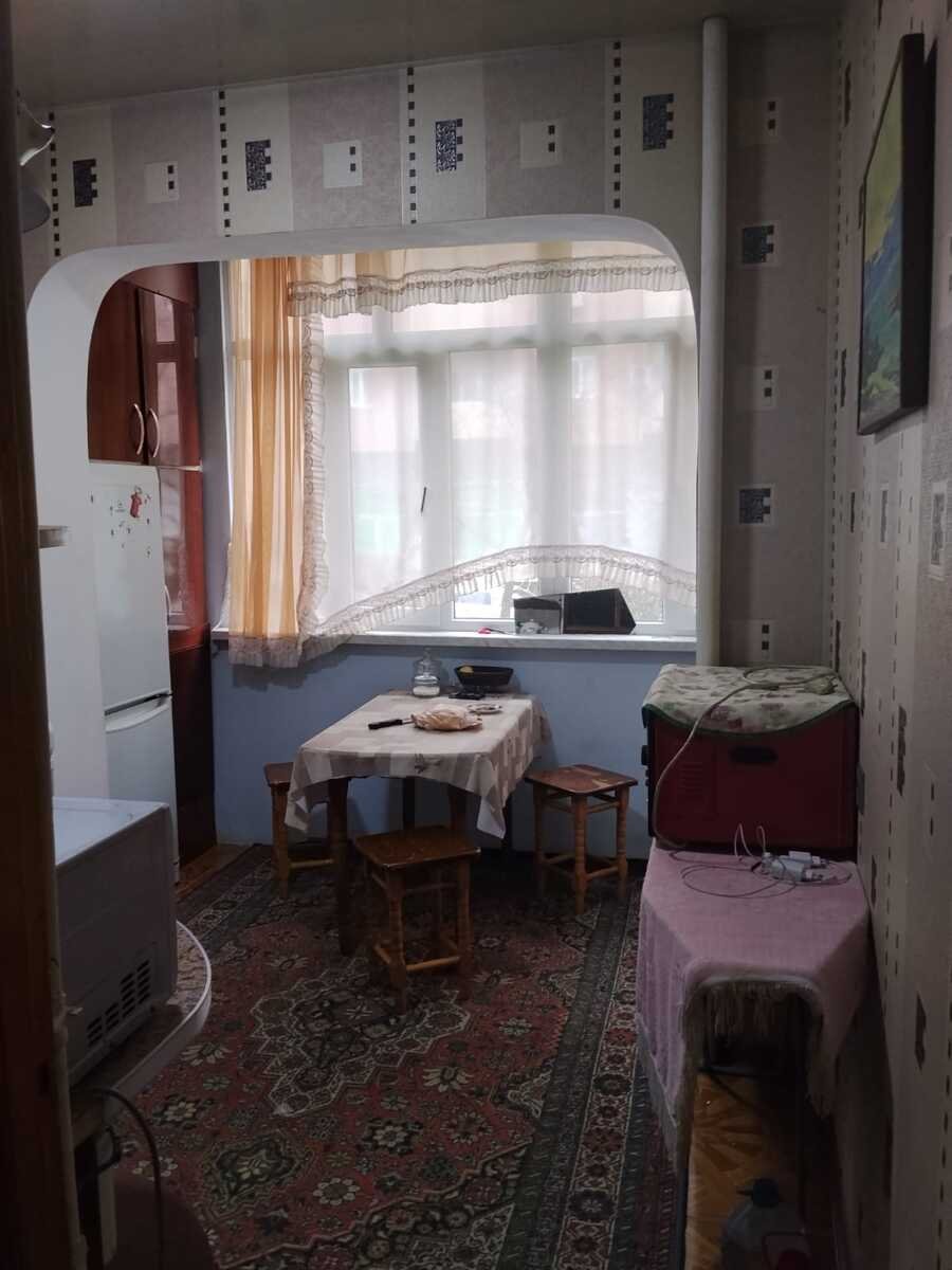 Satılır 3 otaqlı köhnə tikili, 80 m², Xalqlar dostluğu m.-8