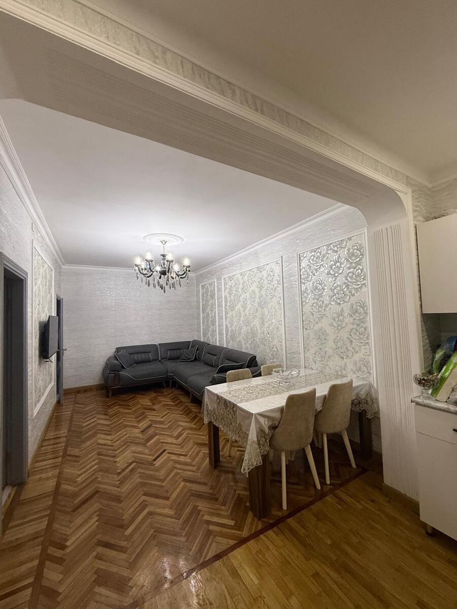 Satılır 3 otaqlı köhnə tikili, 70 m², Nəsimi m.-6