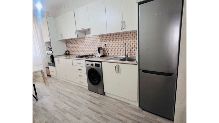 Kirayə verilir 3 otaqlı yeni tikili, 125 m², Xalqlar dostluğu m.-2