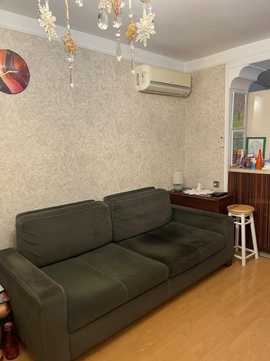 Satılır 2 otaqlı köhnə tikili, 35 m², İnşaatçılar m.-13