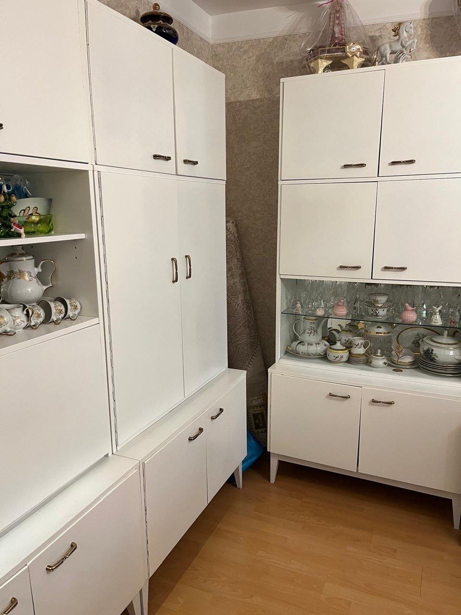 Satılır 2 otaqlı köhnə tikili, 35 m², İnşaatçılar m.-17