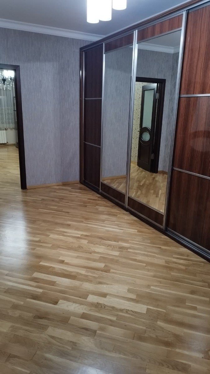 Satılır 3 otaqlı yeni tikili, 124 m², 8 noyabr-15