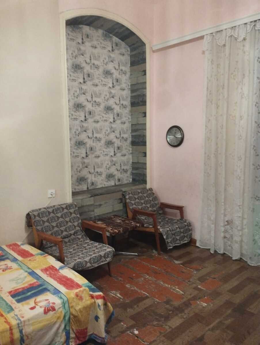 Kirayə verilir 1 otaqlı köhnə tikili, 40 m², Sahil m.-1