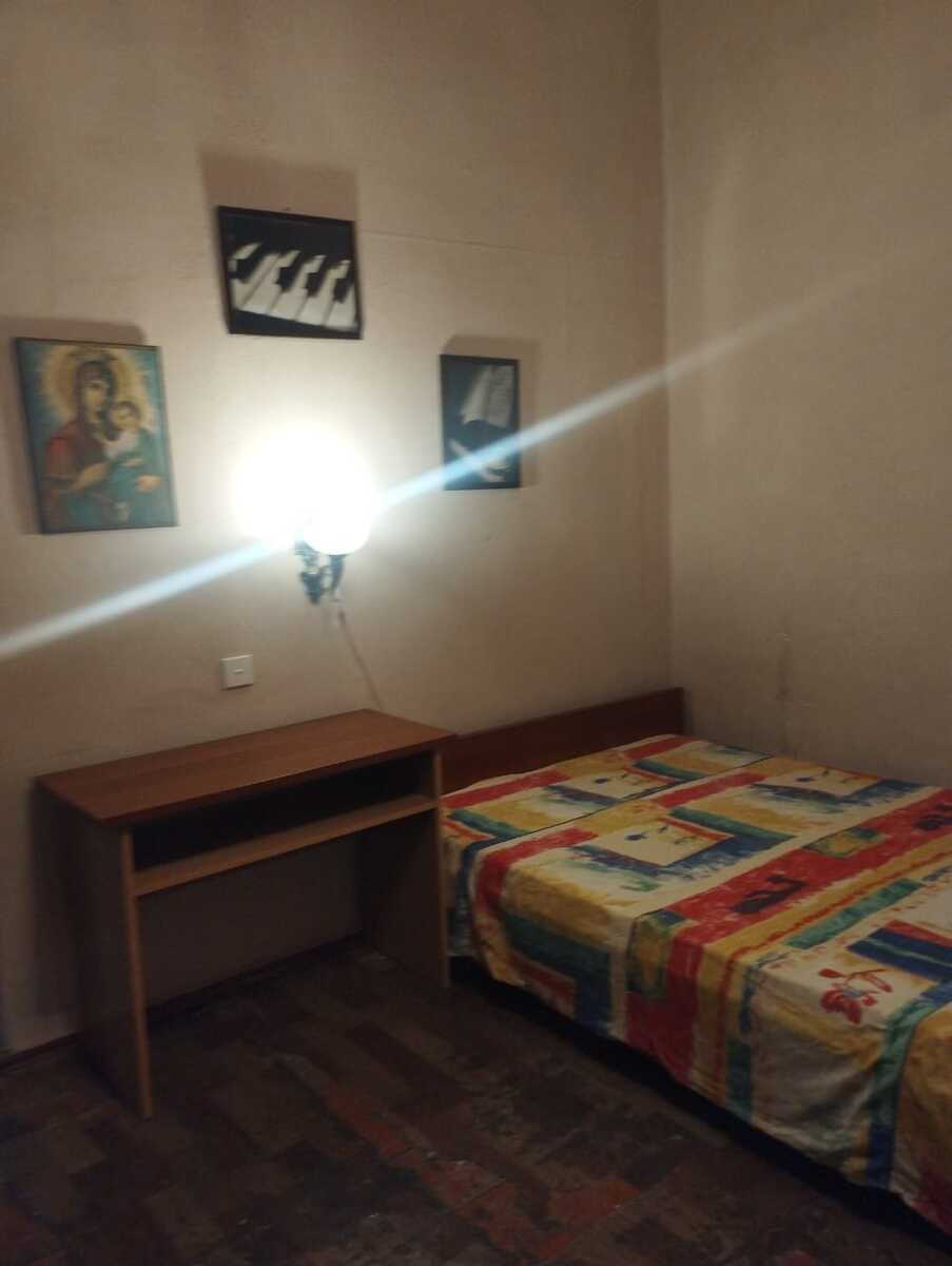 Kirayə verilir 1 otaqlı köhnə tikili, 40 m², Sahil m.-2