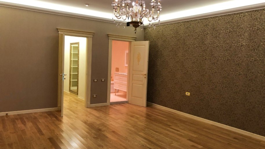 Satılır 4 otaqlı yeni tikili, 200 m², Xətai m.-9