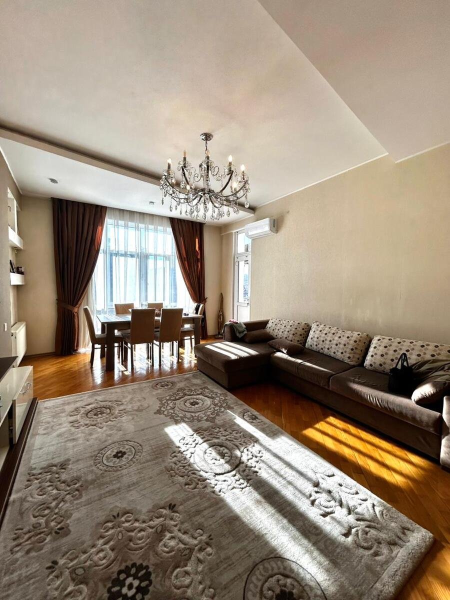 Satılır 2 otaqlı yeni tikili, 90 m², Elmlər Akademiyası m.-3
