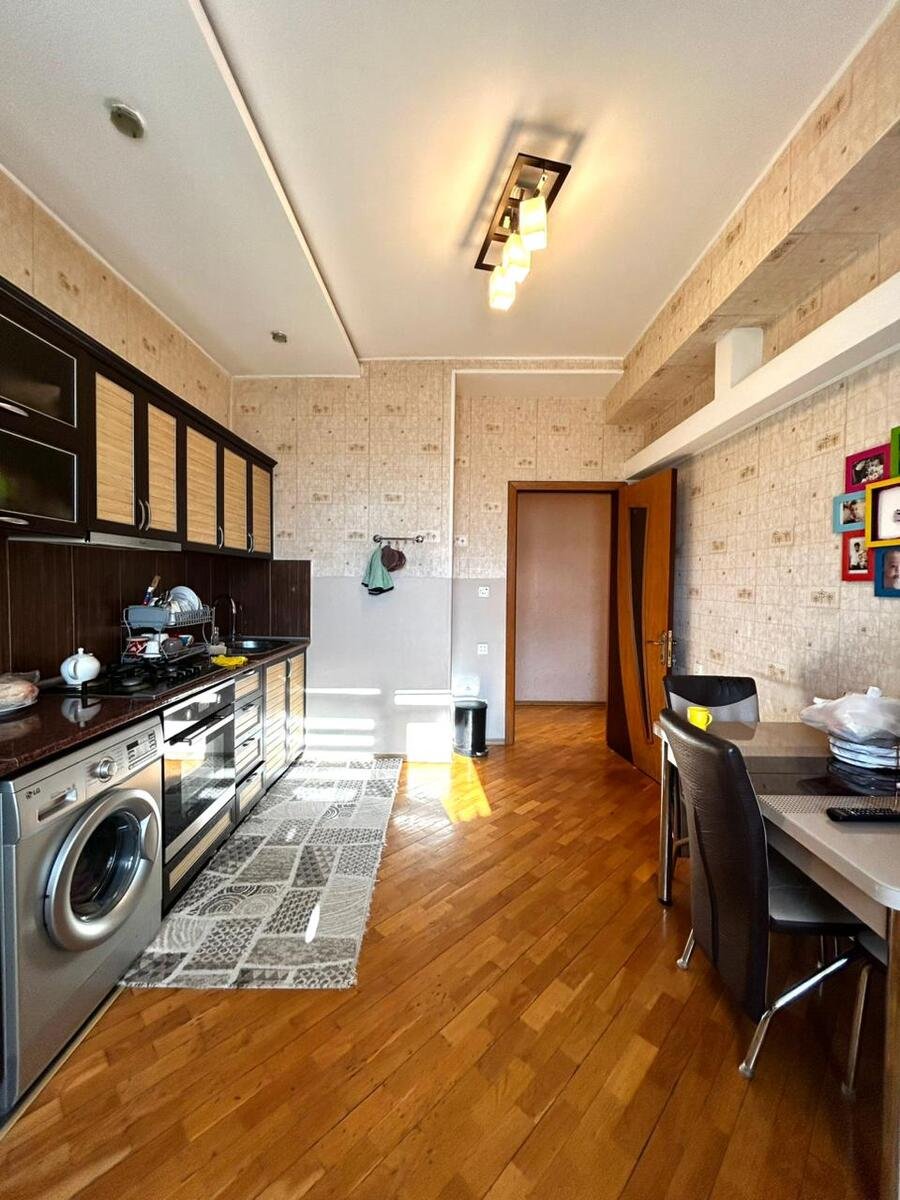 Satılır 2 otaqlı yeni tikili, 90 m², Elmlər Akademiyası m.-6