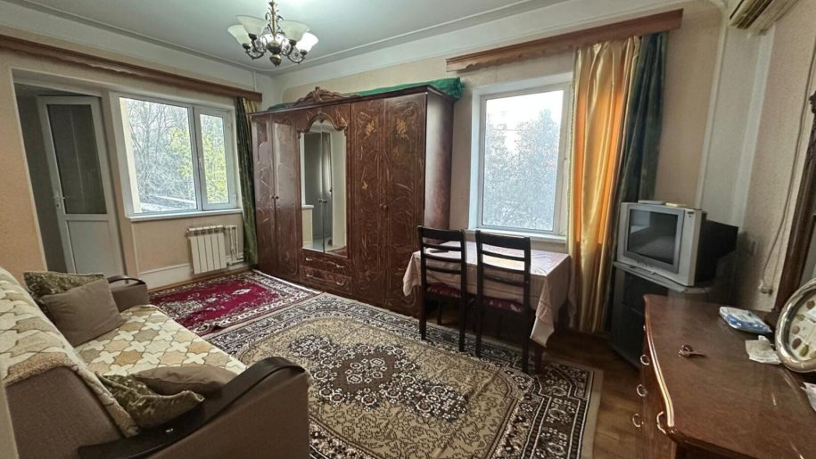 Kirayə verilir 2 otaqlı köhnə tikili, 45 m², Elmlər Akademiyası m.-3