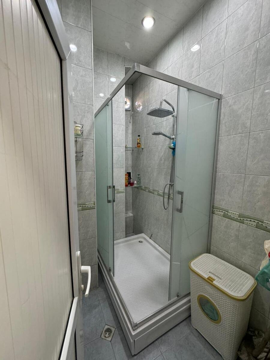 Kirayə verilir 4 otaqlı köhnə tikili, 200 m², İçərişəhər m.-21