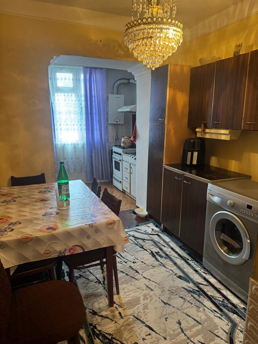 Satılır 3 otaqlı köhnə tikili, 80 m², Neftçilər m.-2