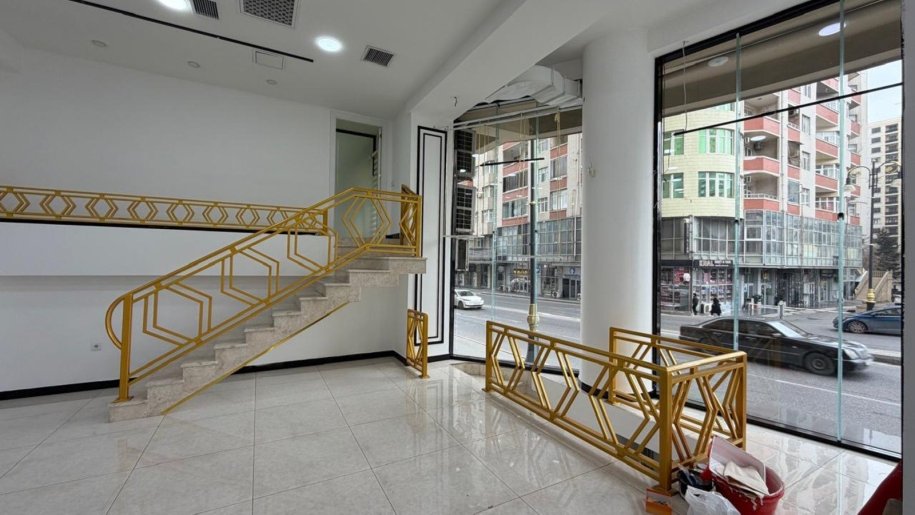 385 kv.m. obyekt icarəyə verilir, Gənclik m.-5