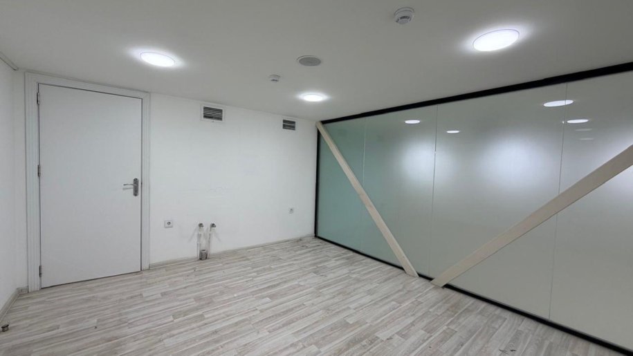 385 kv.m. obyekt icarəyə verilir, Gənclik m.-15