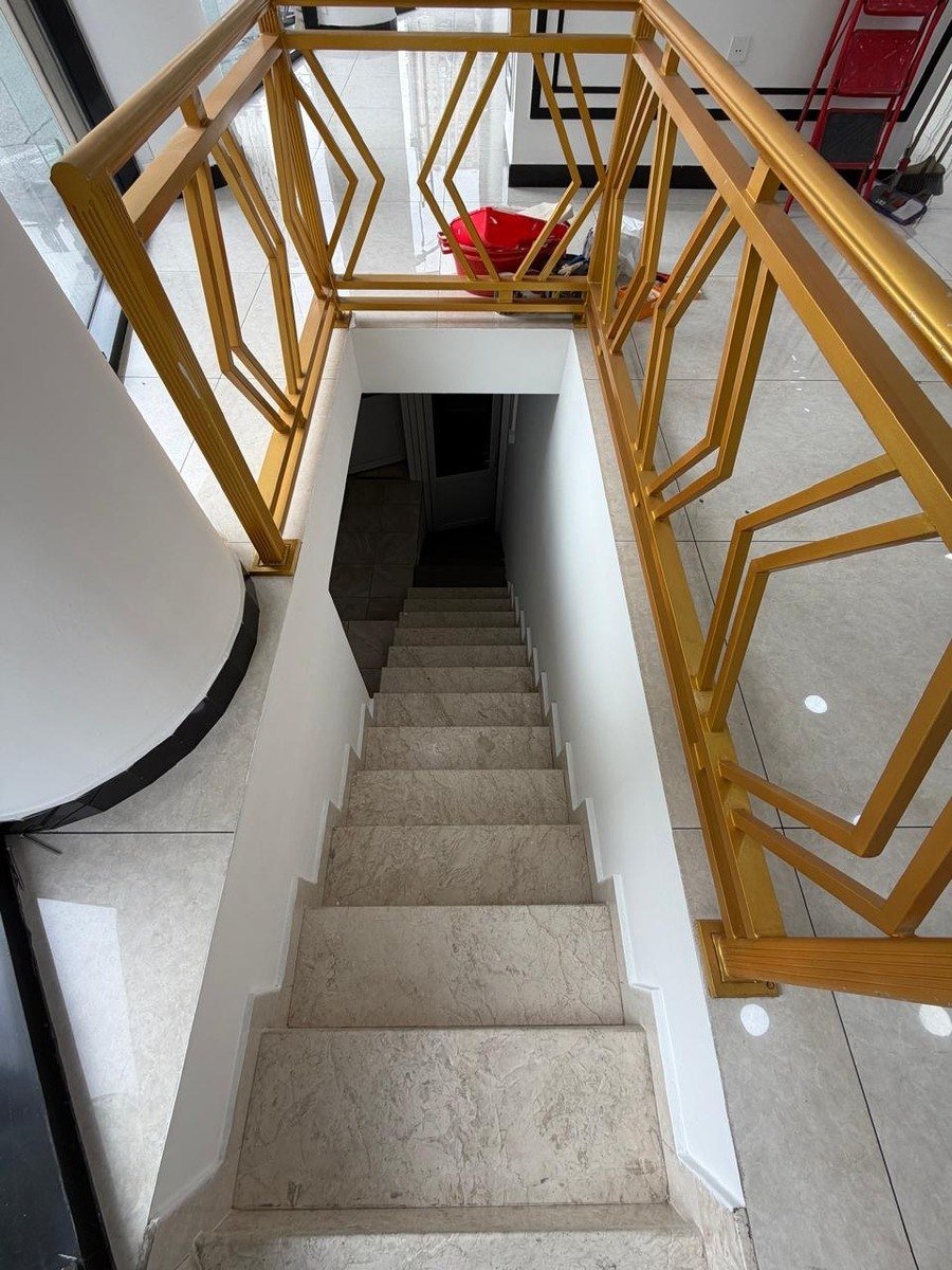 385 kv.m. obyekt icarəyə verilir, Gənclik m.-18