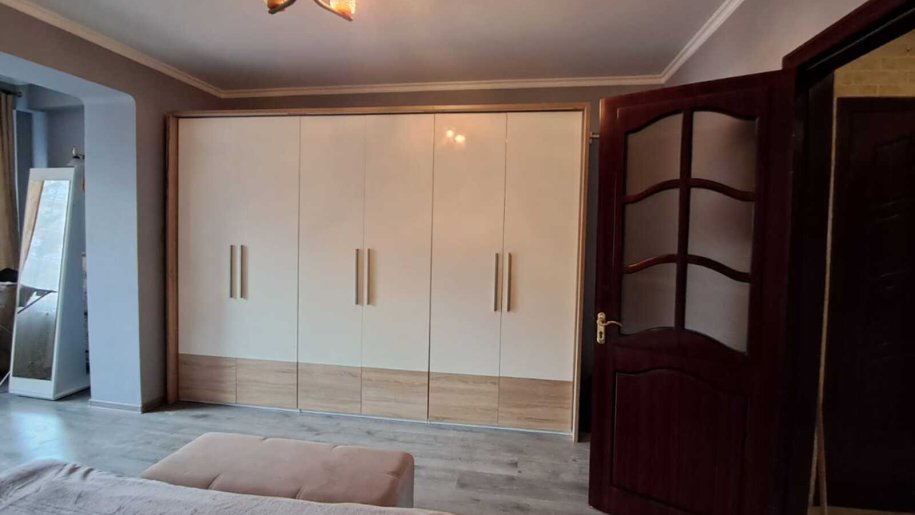 Satılır 2 otaqlı köhnə tikili, 75 m², İçərişəhər m.-2